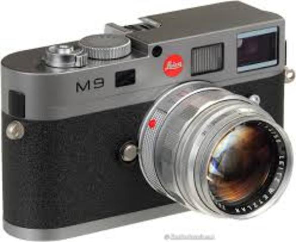 LEICA