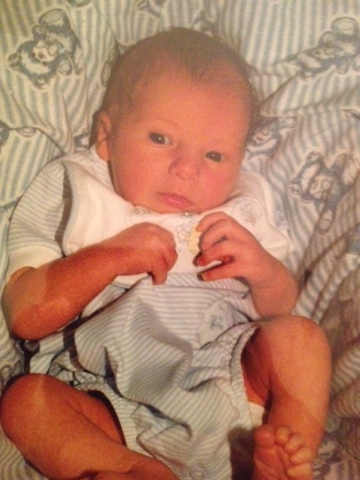 Nací en Charlotte, NC en 1997.