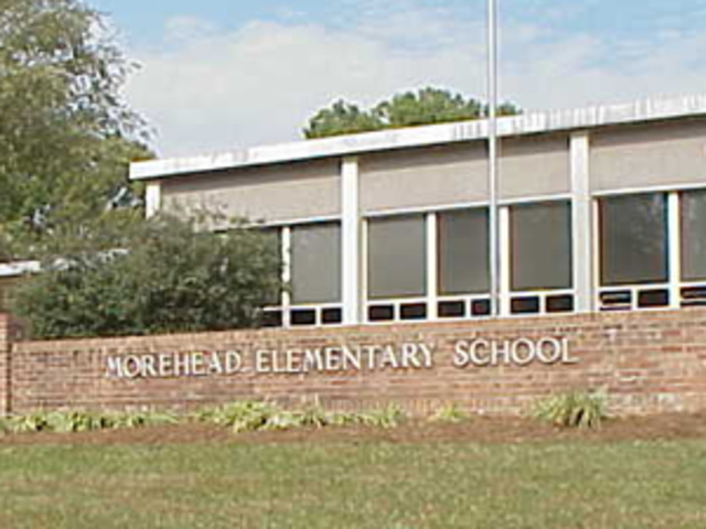 Empecé la escuela a Morehead.