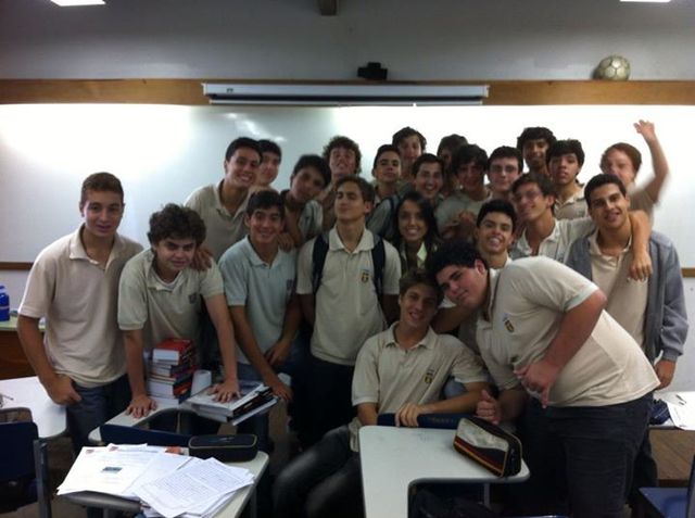 ùltimo dia de aula no meu primeiro ano do Ensino médio.
