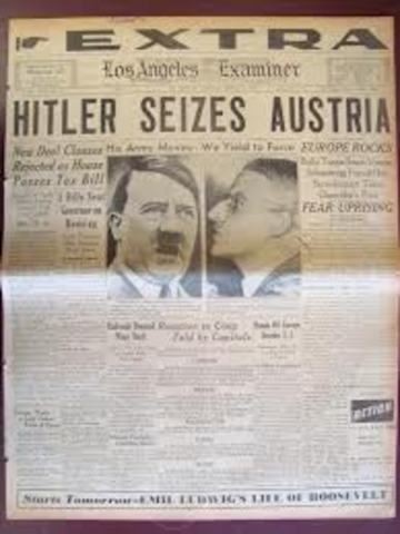 HITLER INVADE ANSCHLUSS