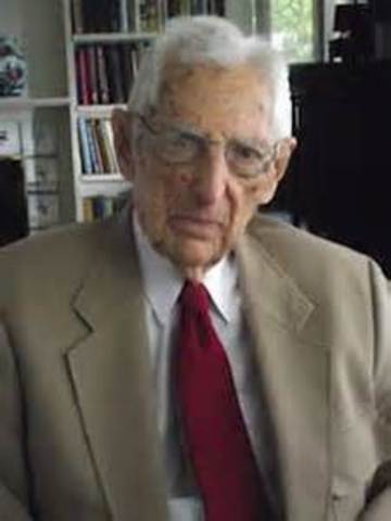 Howard Jones is Born