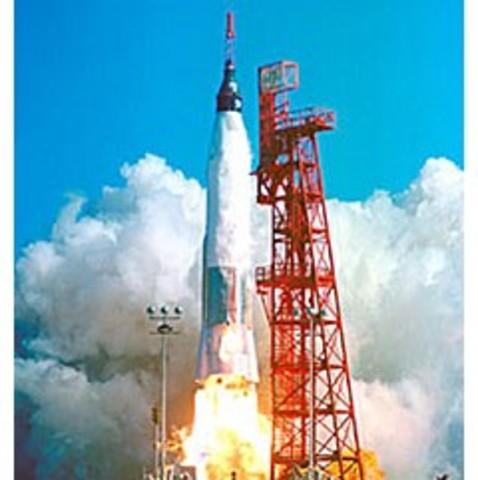 The first rocket to carry an American