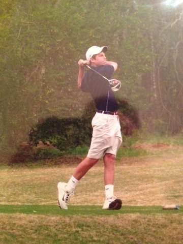 Jugué golf en el estado compeonato con mi equipo en 2013.