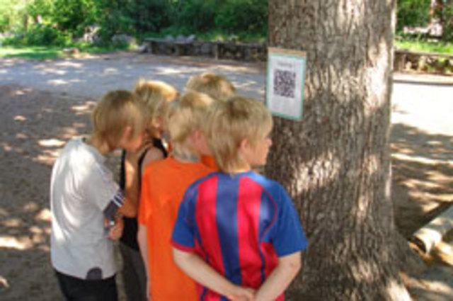 COLLAGE and AMULETS projects