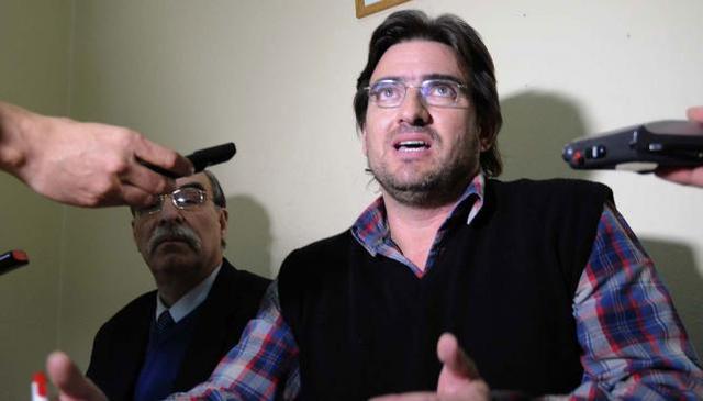 Condenan a periodista por cobertura del caso