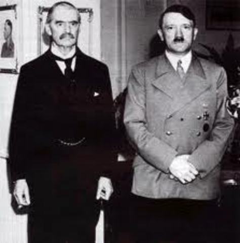Hitler with Chamberlain at Munich