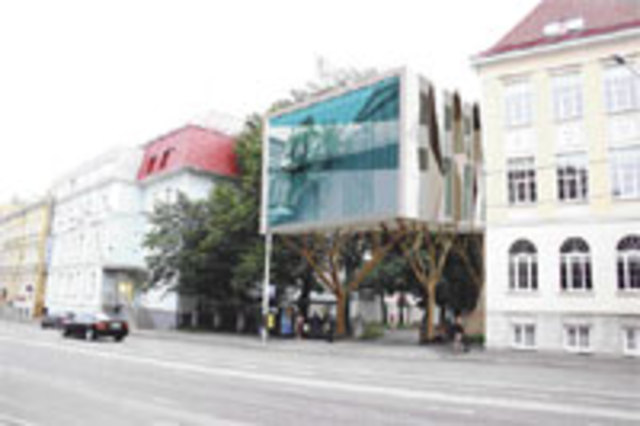 Spordimaja valmimine.