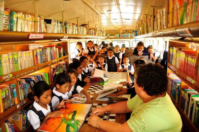 ORGANIZACIÓN DE BIBLIOTECAS MÓVILES