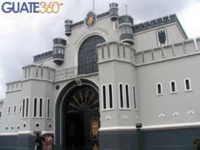 Escuela Politécnica