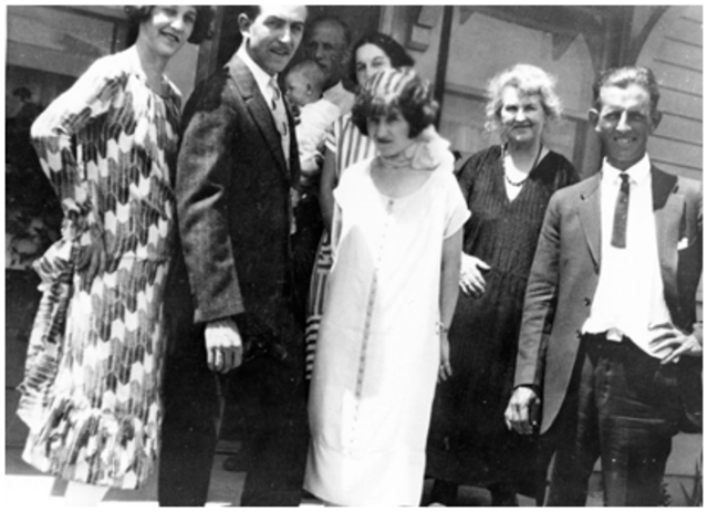 Walt Disney marries Lillian