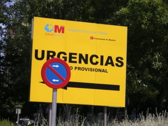 Sophie finally arives at the hospital.