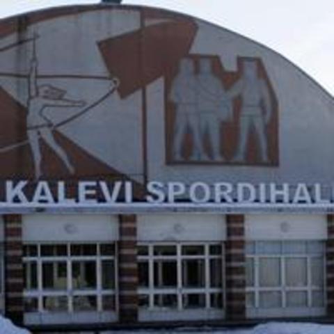 1966. aasta 1.septembril kogunes uus koolipere "Kalevi" spordihalli.