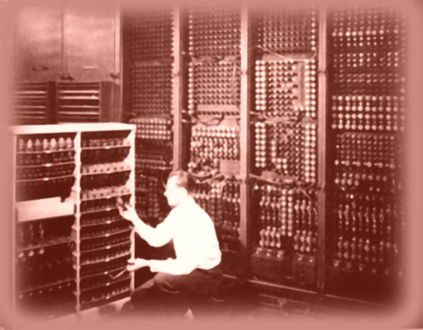 INICI DE LES COMPUTADORES DIGITALS