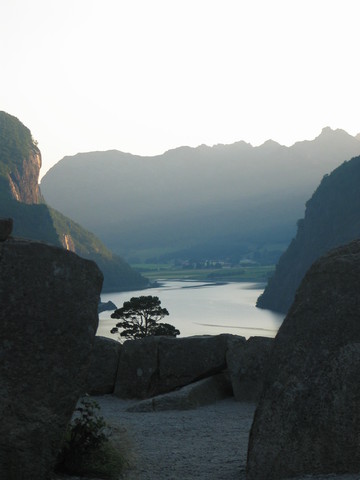 Began teaching in Stavanger, Norway