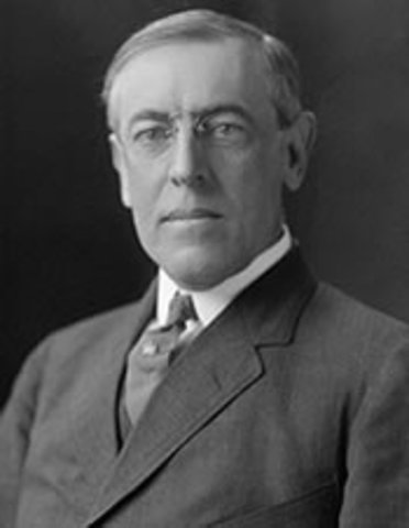 U.S. President Woodrow Wilson announces the U.S. will remain neutral.