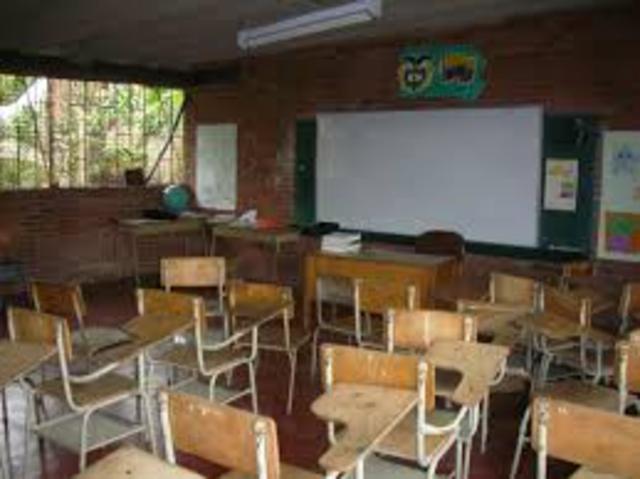 El aula remota está definida por su infraestructura tecnológica y no por su diseño instruccional (Heydenrych)