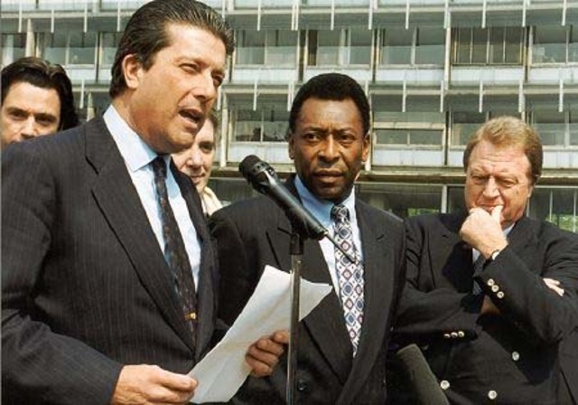 The timeline of Pele - 
