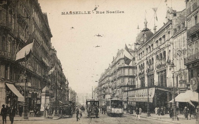 America first daily newspaper 'Pennsylvania Yusen and Daily Advertising" began publishing.