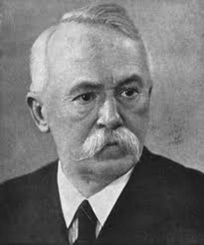 Benes was told that he must hand over the Sudetenland