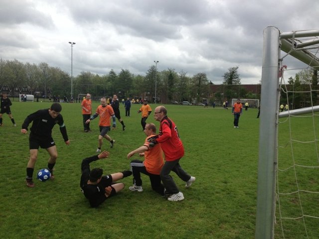 XerxesDZB presenteert Sportplusactiviteiten op Radio 1