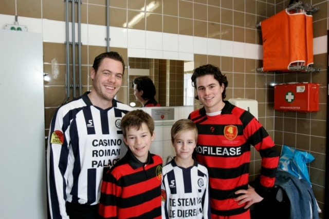 Vier voetbalverenigingen slaan handen ineen