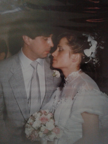 Ricardo y Teresa se casan.