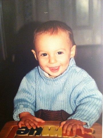 Mi hermano nació en Stamford, CT