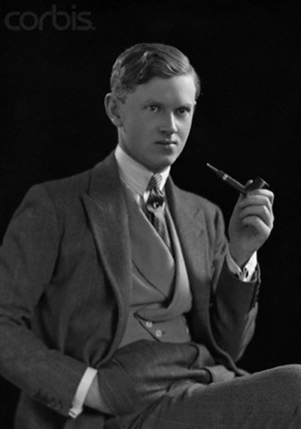 Arthur Evelyn Waugn - "Decline and fall"