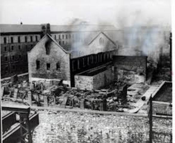 Fire at Ohio State Penitentiary kills 322