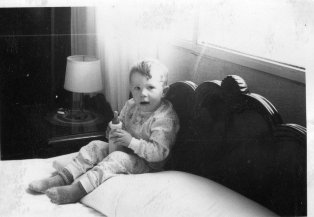 Nace el último hijo de mis abuelos, mi tío Jose Manuel