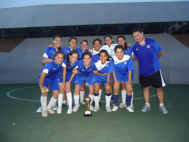 Equipo de futbol Femenil