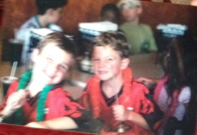 Empecé jugar futbol.