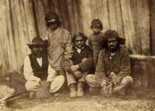 Smallpox decimates the Aborigines