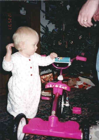 Anduve y tuve mi primera bicicleta en 1998.