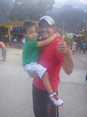 Mi hermano y su hijito