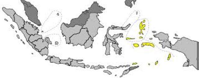 Magellan started a voyage to Moluccas