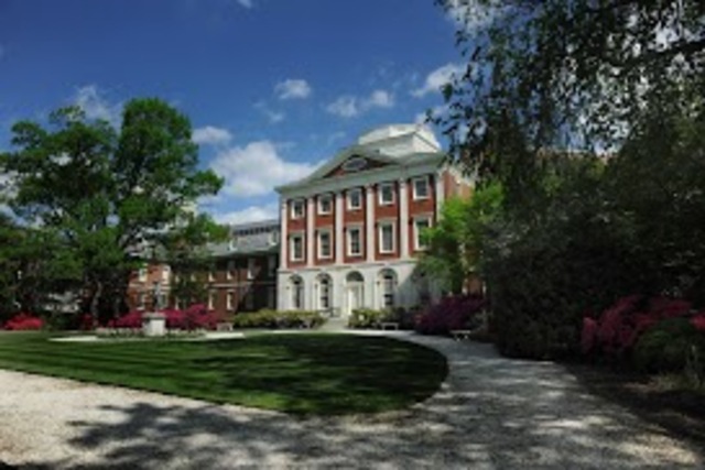 first hospital in america