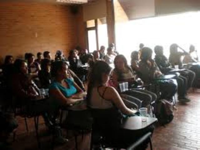 EDUCACION ADECUADO ALAS NORMAS RELIGIOSAS