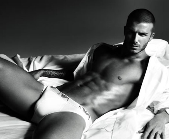 David Beckham publishes "My Side"