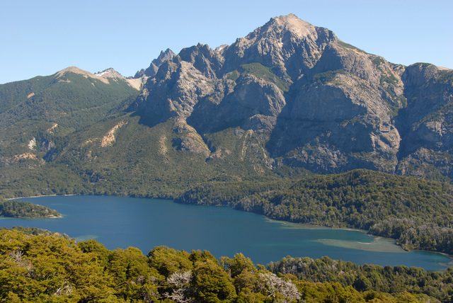 4. Parque y Reserva Nacional Nahuel Huapi – Argentina