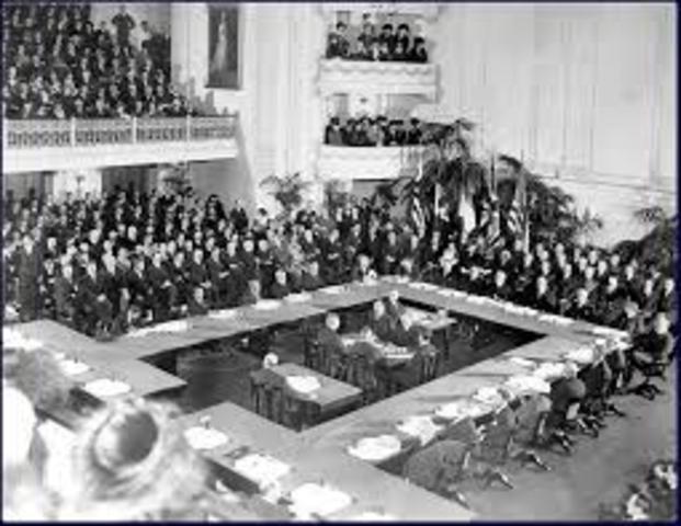 Signing the Treaty of Versailles