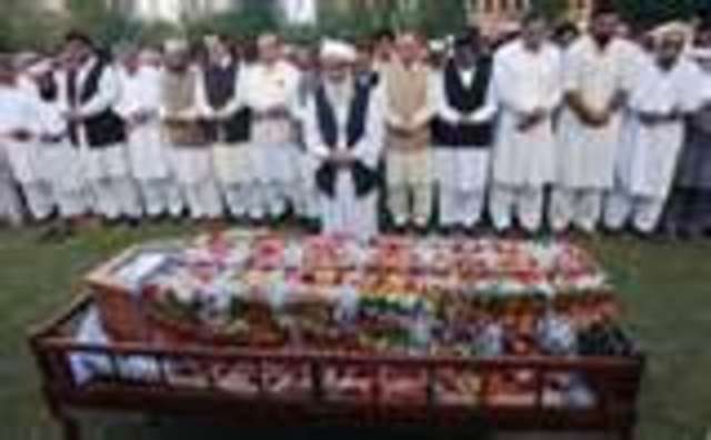 Zia dismissed Junejo's government; Zia dies in plane crash