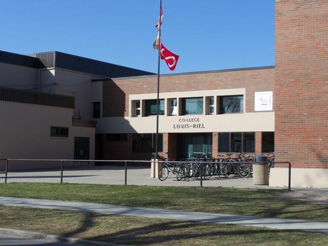 Colege louis riel