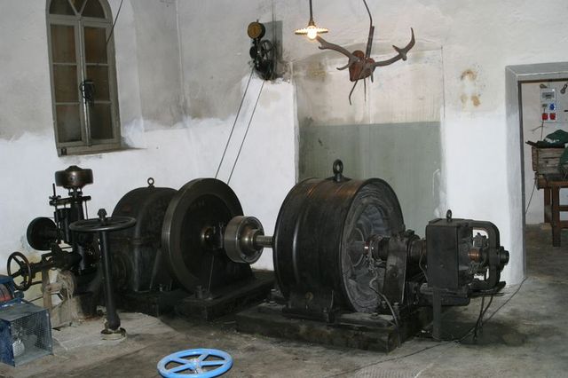 Hydroelectric power stations and steam-generating plants connected homes and factories to a common power source