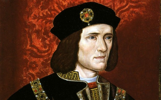 Richard III is killed in battle
