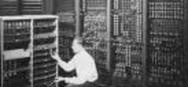 The first progammable computer is invented.
