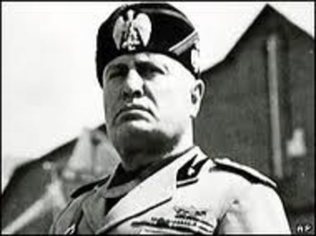 Mussolini Dies