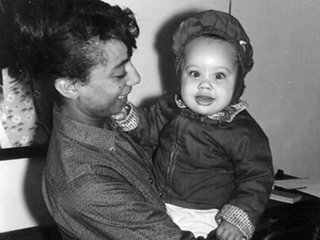 Vanessa lived with her mother and father