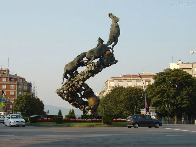 Fundadação da Universidade Nacional de Educação a Distância na Espanha